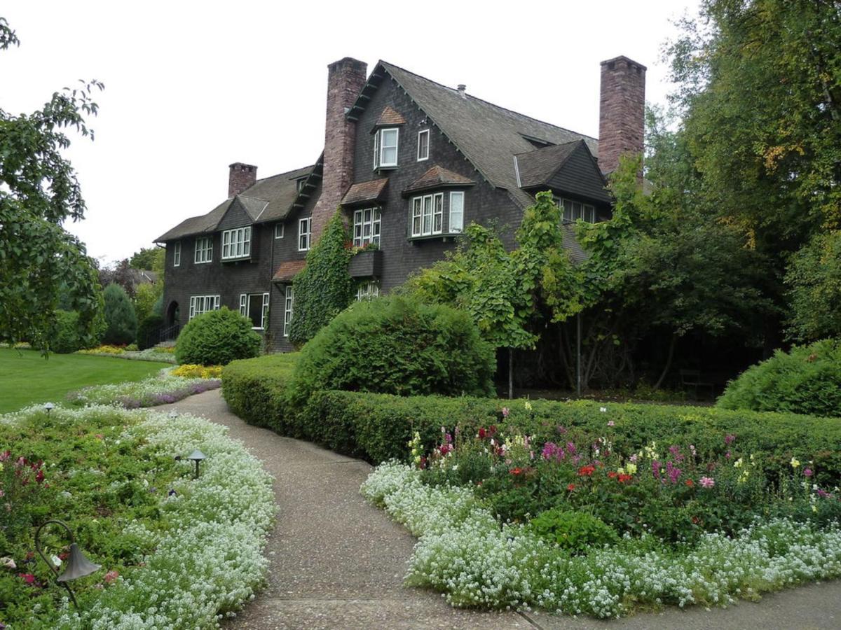 Fairbridge Inn, Suites & Outlaw Conference Center - Kalispell Buitenkant foto