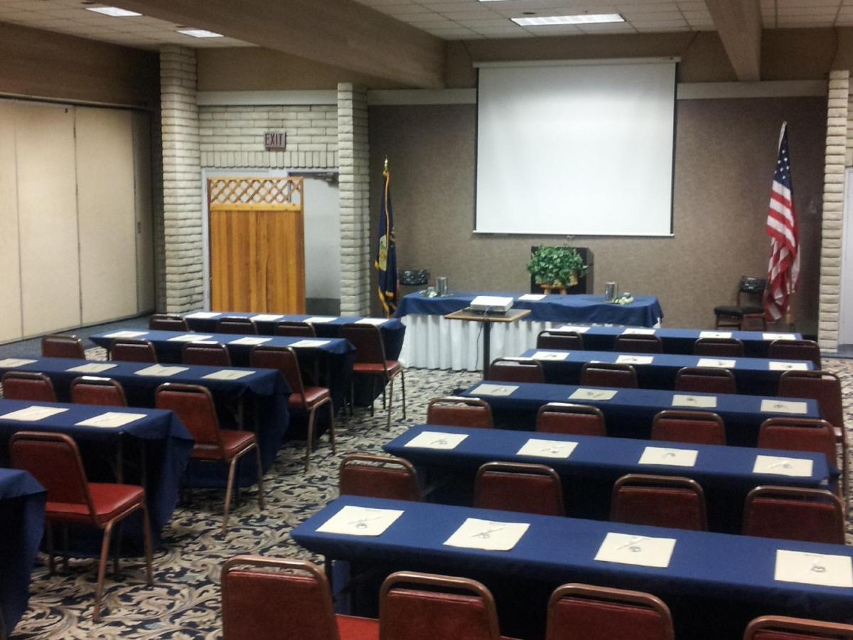 Fairbridge Inn, Suites & Outlaw Conference Center - Kalispell Buitenkant foto