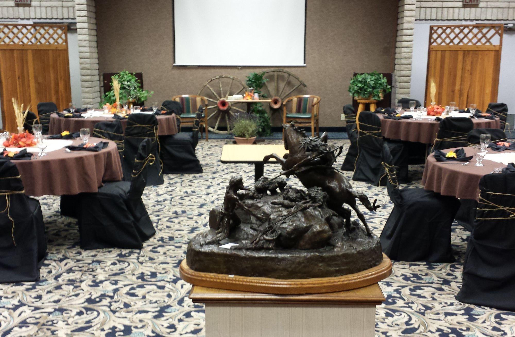 Fairbridge Inn, Suites & Outlaw Conference Center - Kalispell Buitenkant foto