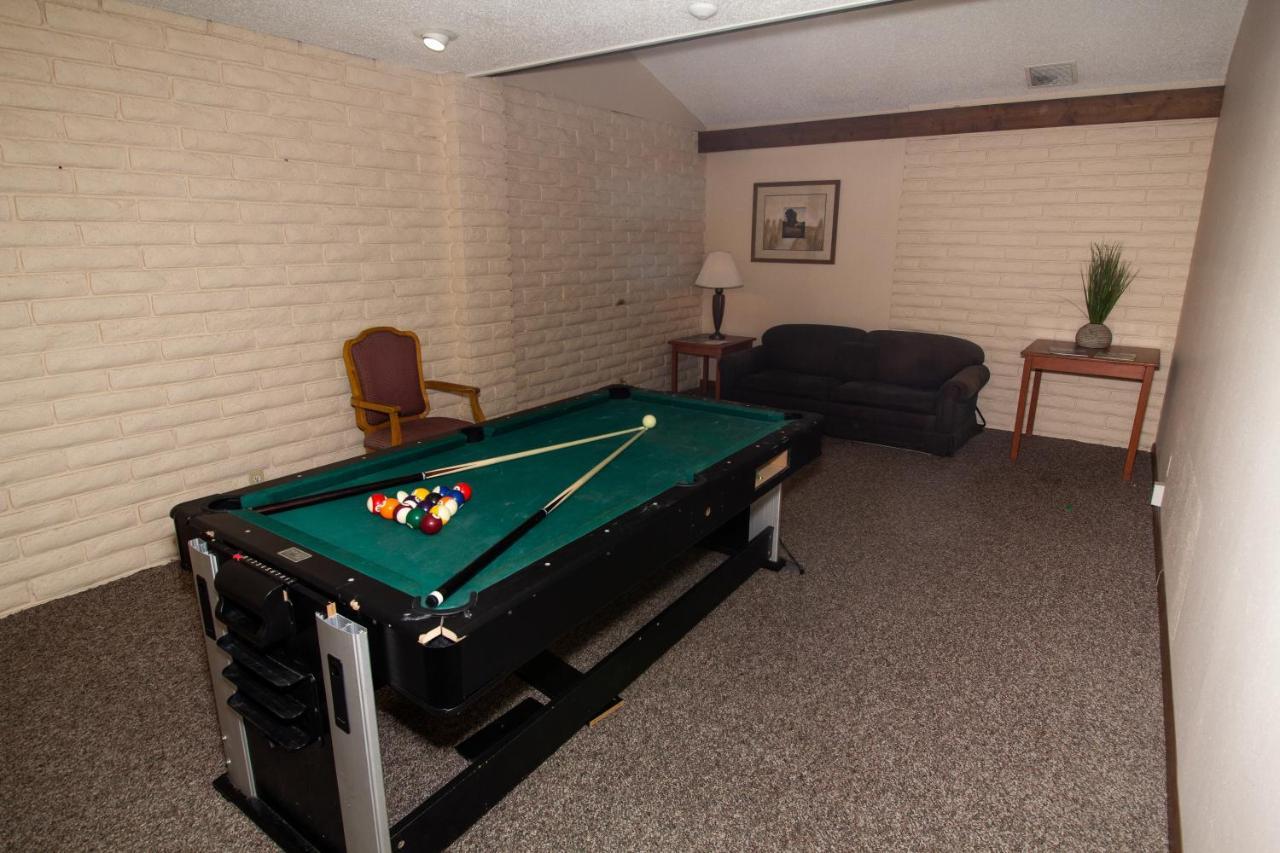 Fairbridge Inn, Suites & Outlaw Conference Center - Kalispell Buitenkant foto